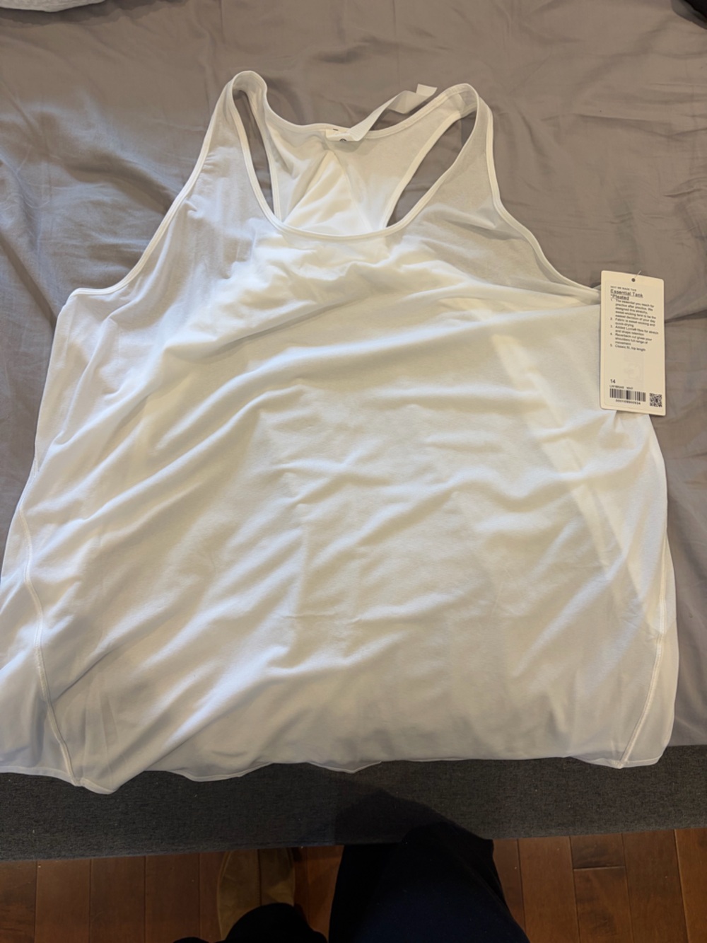 Lot of 2 lululemon tank tops